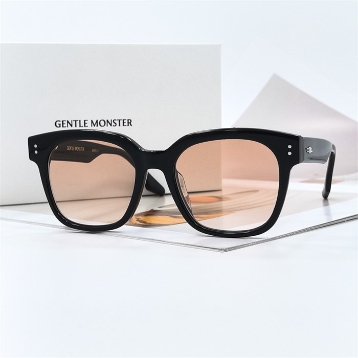 GENTLE MONSTER UNA.C черный оранжевый BR01557