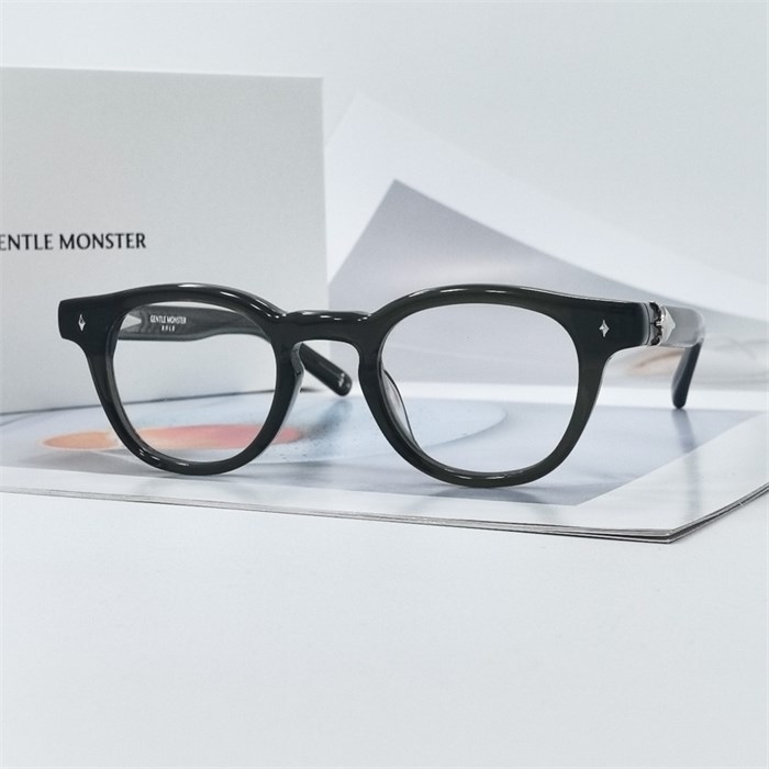 GENTLE MONSTER VONZO хаки BR01605