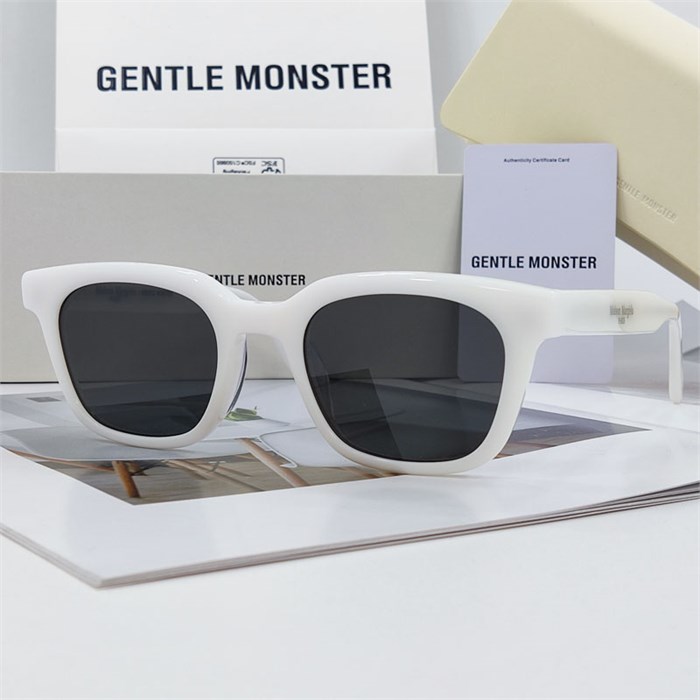 GM & MAISON MARGIELA MM006 белый черный BE01376