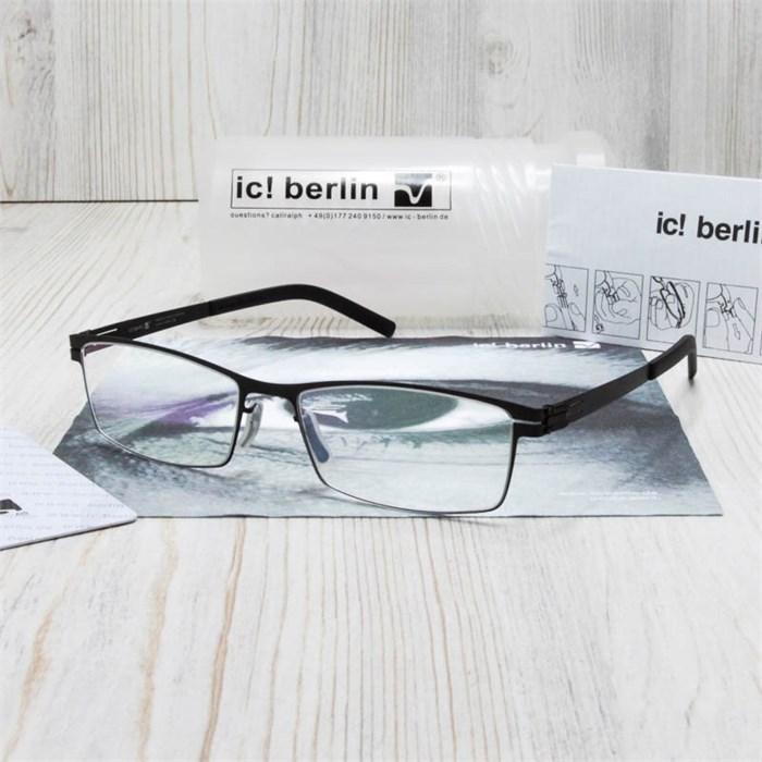 ic!Berlin Alwin C. black IB00002