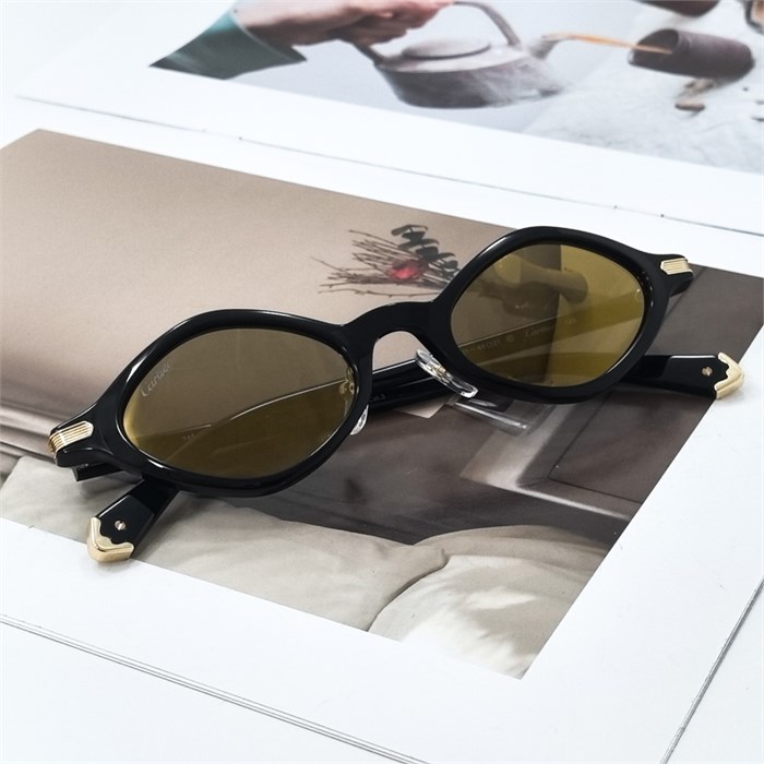 CARTIER CT0540S 001 черный желто-зеркальный BR02010