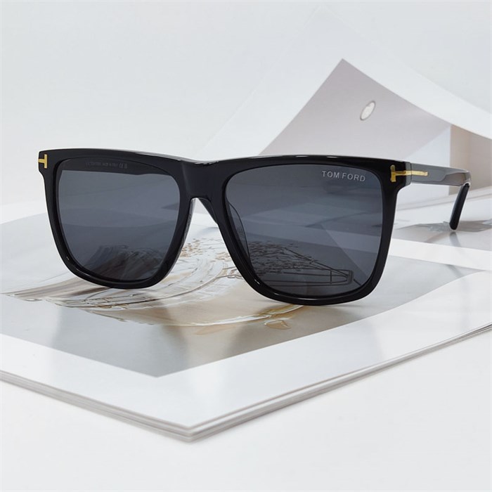 TOM FORD FT0832 FLETCHER черный черный BE01463