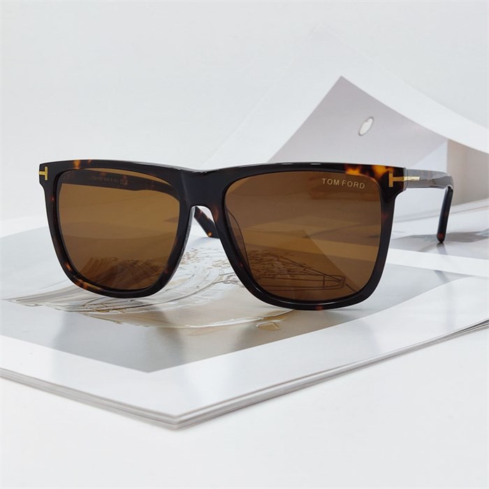 TOM FORD FT0832 FLETCHER черепаховый коричневый BE01465