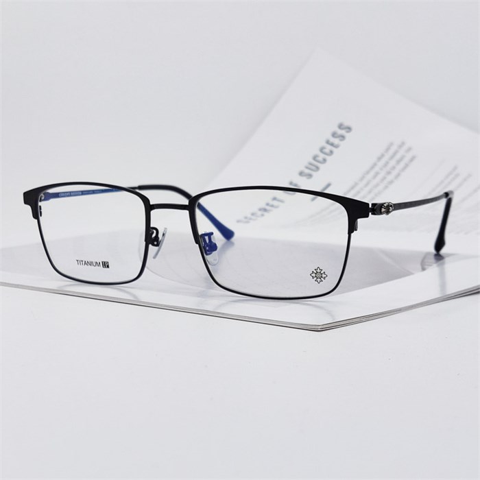 CHROME HEARTS CH5152 Titanium черный FE00972