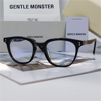 {{photo.Alt || photo.Description || 'GENTLE MONSTER &amp; JENNIE ZEN черный'}}