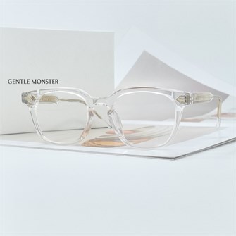 {{photo.Alt || photo.Description || 'GENTLE MONSTER KUBO прозрачный'}}