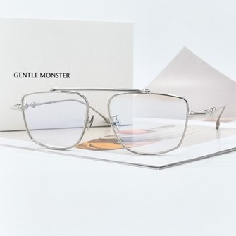 {{photo.Alt || photo.Description || 'GENTLE MONSTER MARTIN Titanium серебро'}}