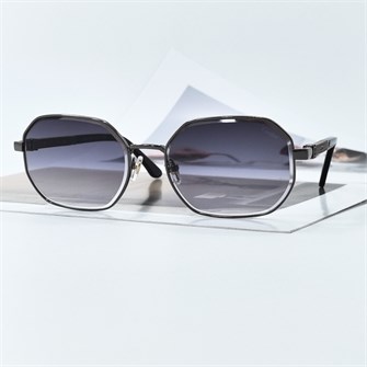 {{photo.Alt || photo.Description || 'CARTIER CT0492S 002 графит'}}