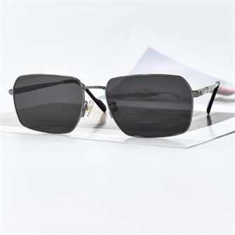 {{photo.Alt || photo.Description || 'CARTIER CT0528S С04 графит'}}