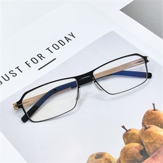 {{photo.Alt || photo.Description || 'ic!Berlin Grimsel sun gold'}}