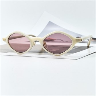 {{photo.Alt || photo.Description || 'CARTIER CT0540S 004 кремовый розовый'}}