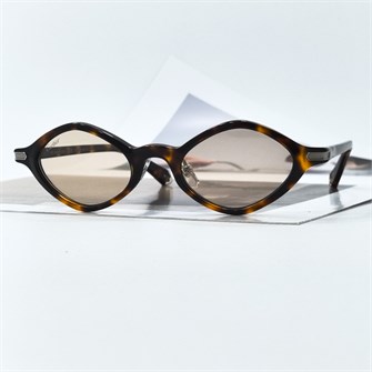 {{photo.Alt || photo.Description || 'CARTIER CT0540S 005 черепаховый светло-бежевый'}}