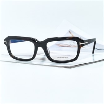 {{photo.Alt || photo.Description || 'TOM FORD FT5888 черепаховый'}}