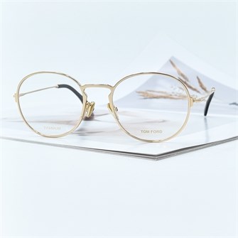 {{photo.Alt || photo.Description || 'TOM FORD TF6106 Titanium золото'}}