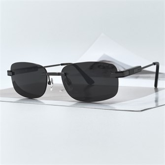 {{photo.Alt || photo.Description || 'PRADA PR68ZS графит черный'}}