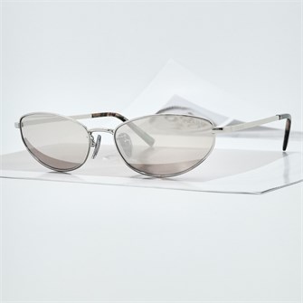 {{photo.Alt || photo.Description || 'PRADA SPRA59 серебро легко-зеркальные'}}