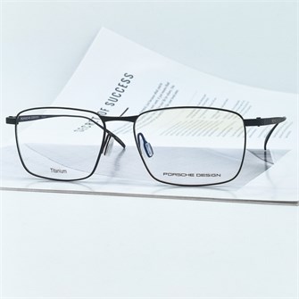 {{photo.Alt || photo.Description || 'PORSCHE DESIGN P8373 Titanium черный'}}