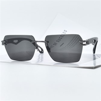 {{photo.Alt || photo.Description || 'MAYBACH THE WEBEN II черный черный'}}