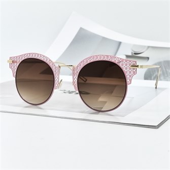 {{photo.Alt || photo.Description || 'DIOR 218S розовый коричневый'}}