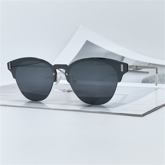 {{photo.Alt || photo.Description || 'DIOR 223S серебро зеркальный'}}