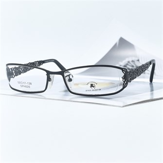 {{photo.Alt || photo.Description || 'SPYKER SPH020 C9'}}