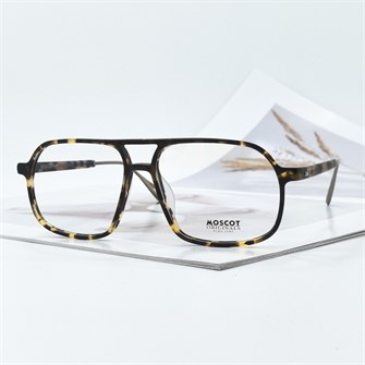 {{photo.Alt || photo.Description || 'MOSCOT BOHOL TORTOISE ANTIQUE'}}