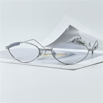 {{photo.Alt || photo.Description || 'GM &amp; MAISON MARGIELA MM216 Titanium серебро'}}