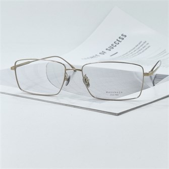 {{photo.Alt || photo.Description || 'MASUNAGA GMS 857 Pure Titanium 49 золото'}}