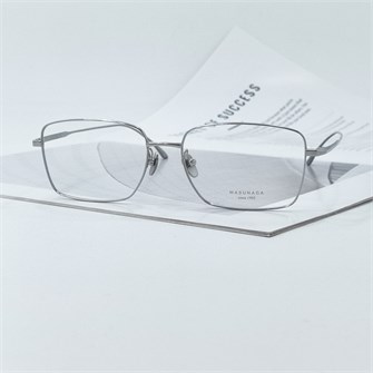 {{photo.Alt || photo.Description || 'MASUNAGA GMS 859 Pure Titanium 45 серебро'}}