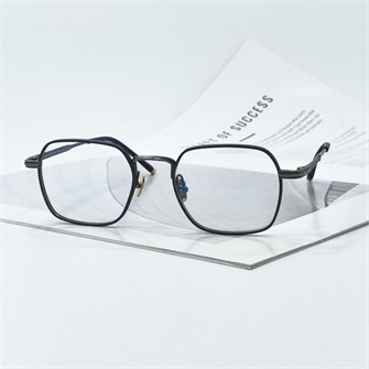 {{photo.Alt || photo.Description || 'MASUNAGA MIMOSA Pure Titanium 35 графит синий'}}